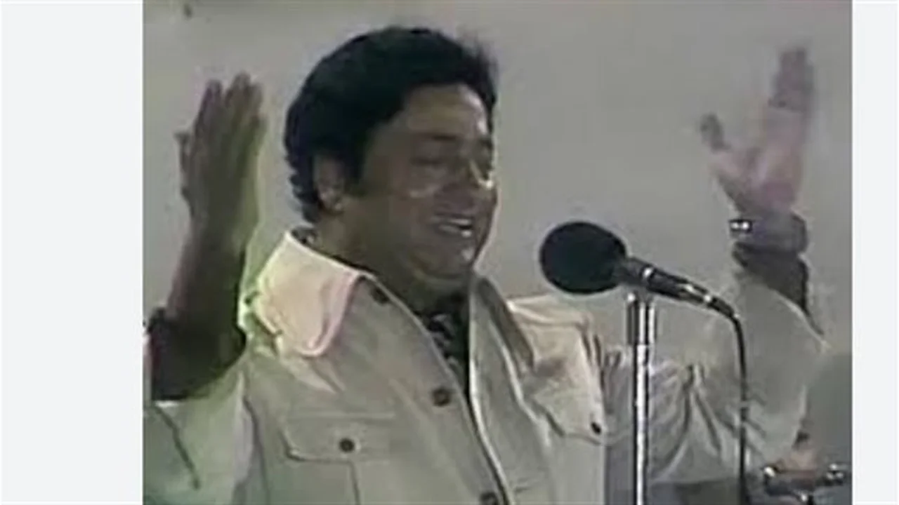 محمد قنديل..  رحلة النجم من معهد الموسيقى إلى قلوب الملايين